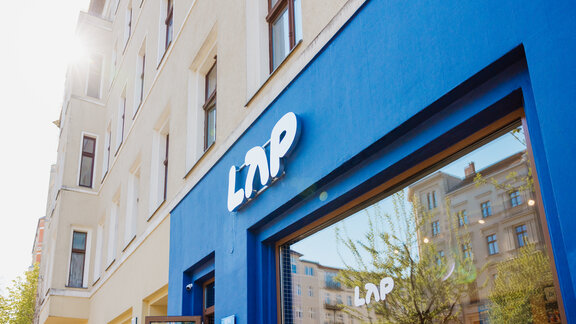 Front einer Lap-Filiale. 