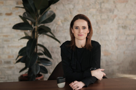 Porträtfoto von Verena Pausder, Vorstandsvorsitzende des Startup-Verbands.