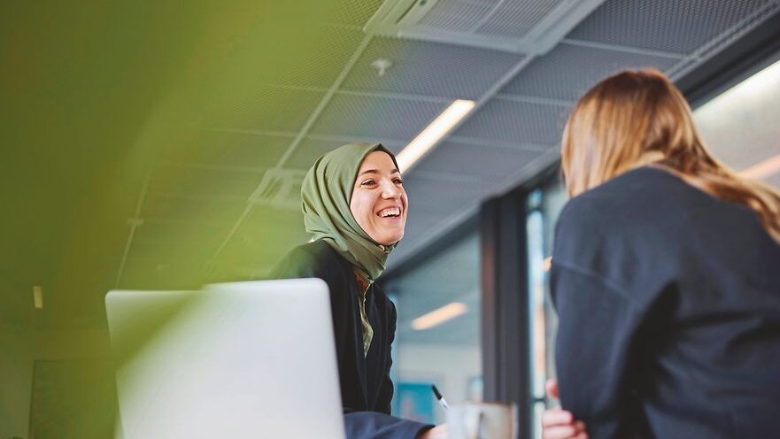 Ein Symbolbild zum Thema Diversität bei Fachkräften
